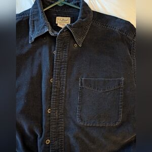 L. L. Bean Men's Corduroy Button Down Shirt, L, Dark Navy, Fine Wale, EUC